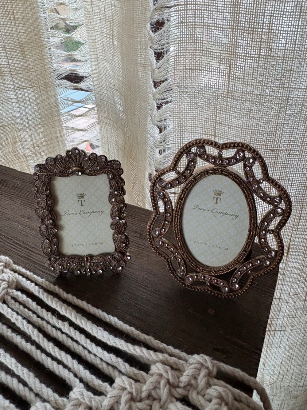 Two’s Compant picture frames 2x3 set of two